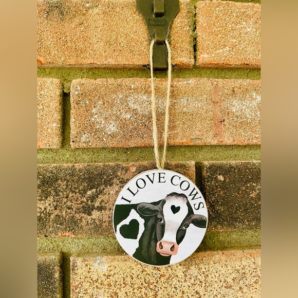 *I Love Farm Animal Round Ornament, Cows - Picture 11 of 12